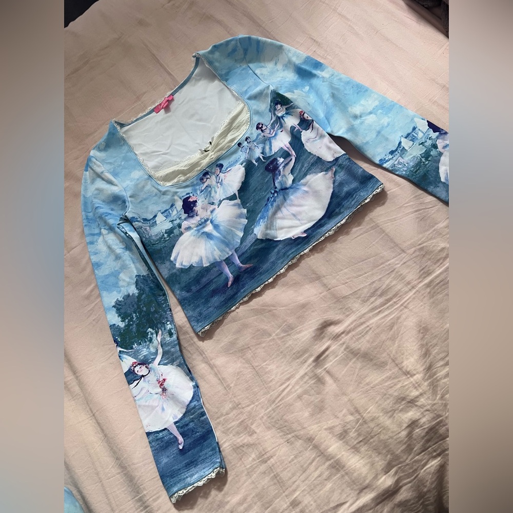 Sugar Thrillz Blue and White Lace Ballet Trim Top - Picture 3 of 6